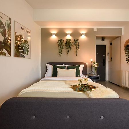Read All About It - Stylish Central Studio Bucureşti Exterior foto
