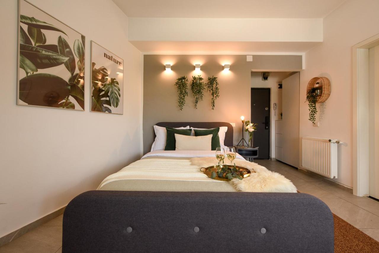 Read All About It - Stylish Central Studio Bucureşti Exterior foto