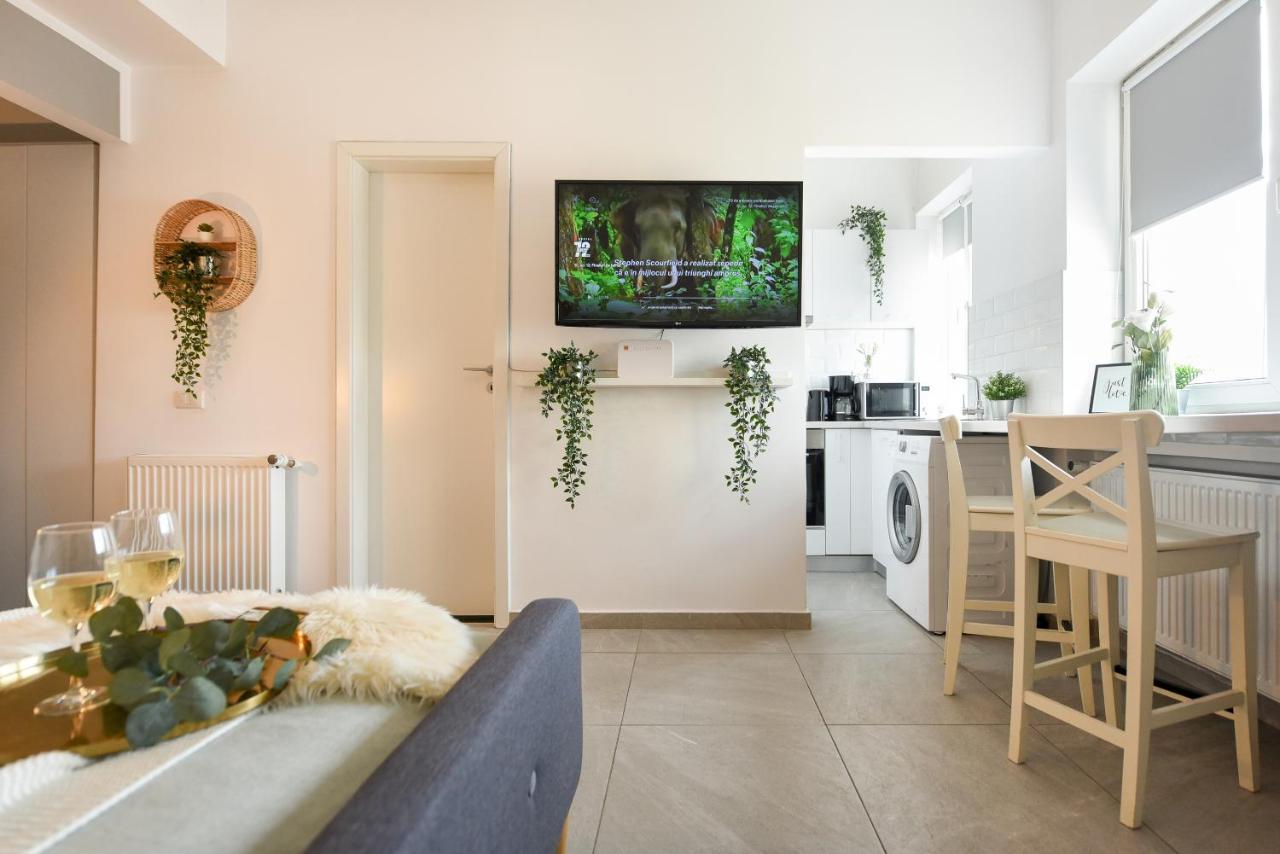 Read All About It - Stylish Central Studio Bucureşti Exterior foto