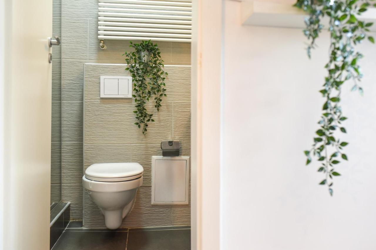 Read All About It - Stylish Central Studio Bucureşti Exterior foto